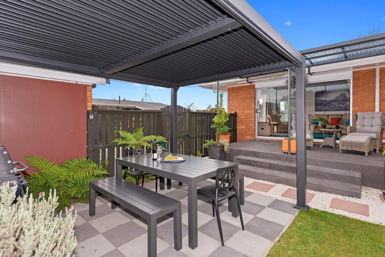 Leave Of Absence - Christchurch Holiday Home Eksteriør billede